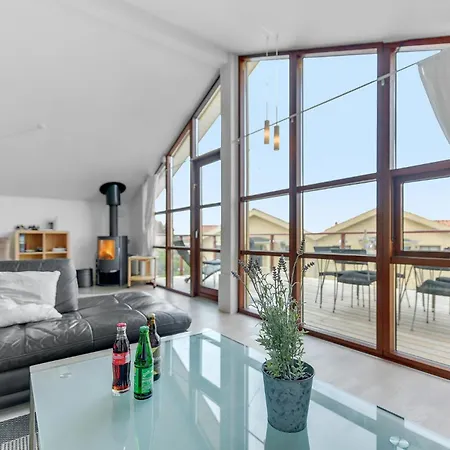 Semesterbostad Marina Vej Ii